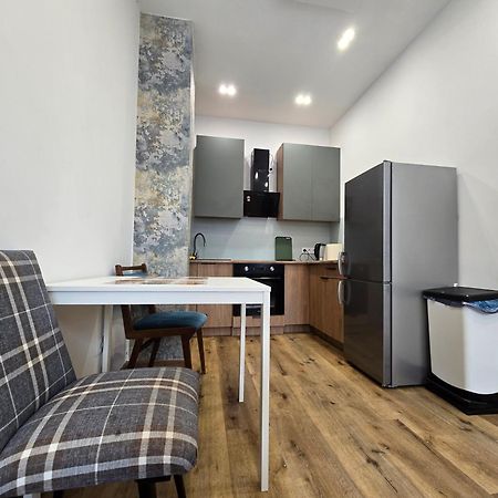 Dzialkowa Appartement Legnica Buitenkant foto